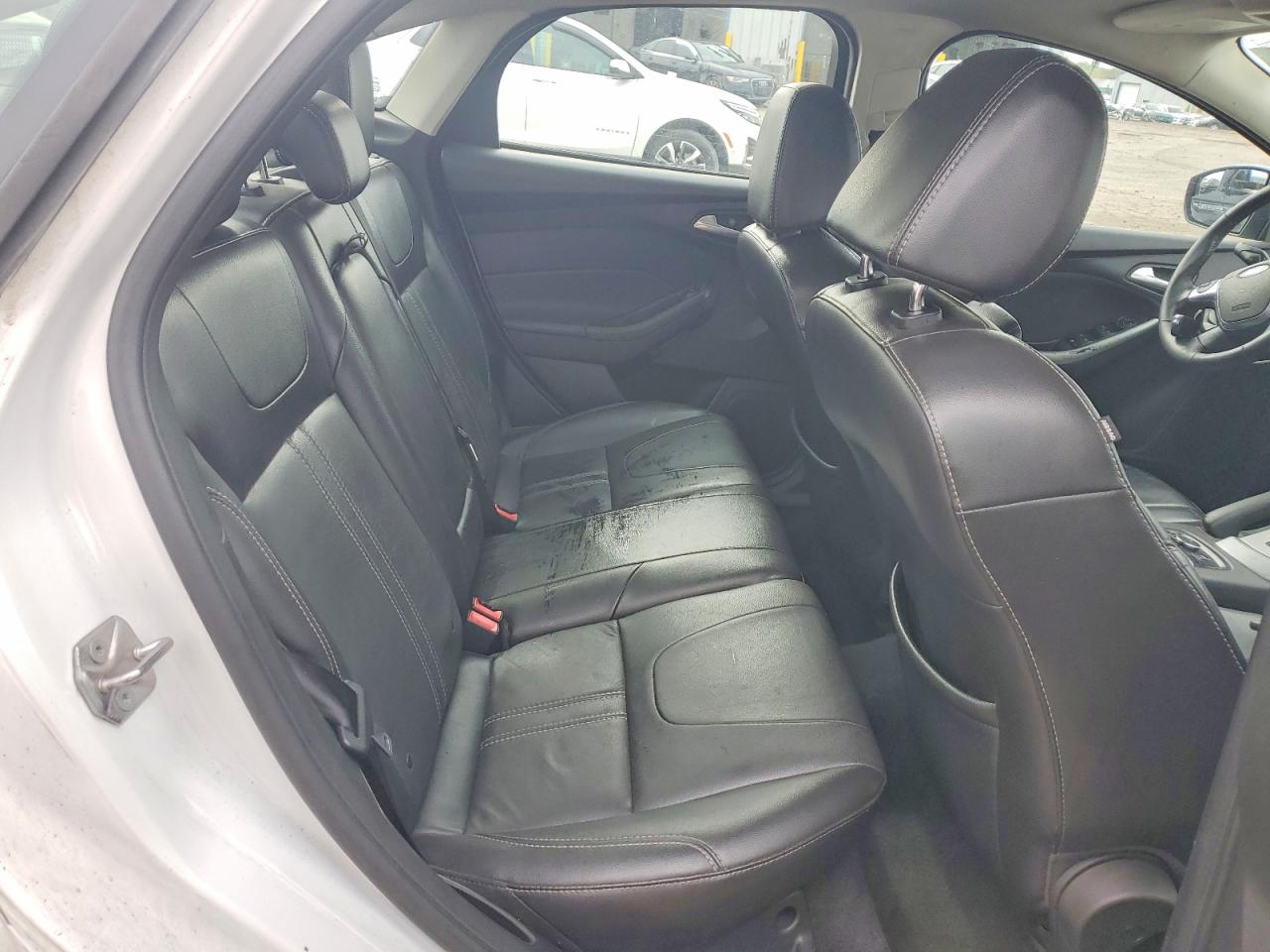 2014 FORD FOCUS SE photo 10
