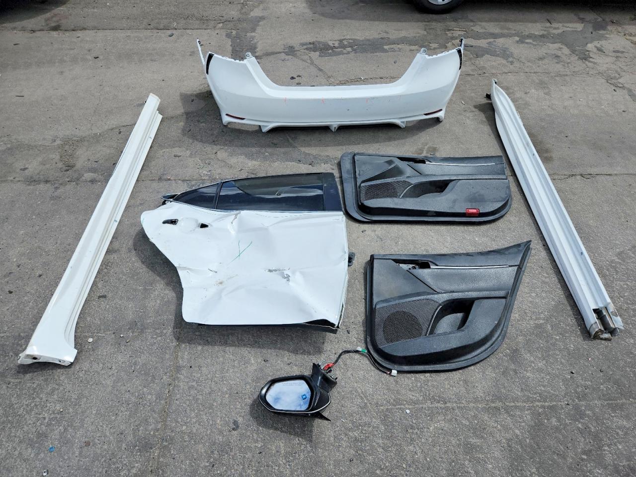 2022 TOYOTA CAMRY SE photo 34