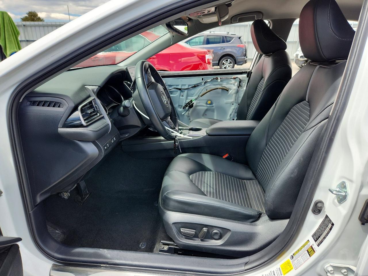 2022 TOYOTA CAMRY SE photo 19