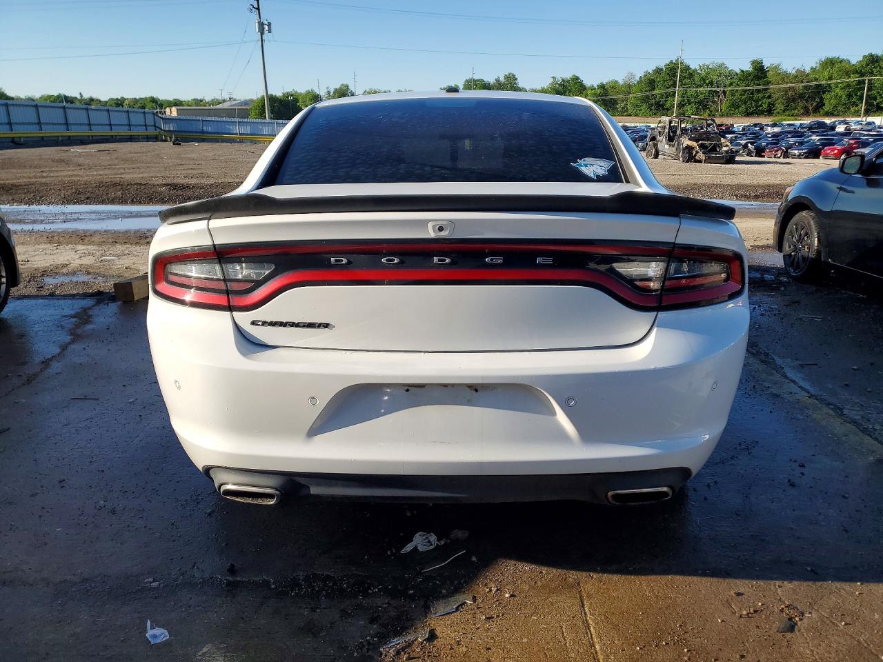 2018 DODGE CHARGER SXT photo 11