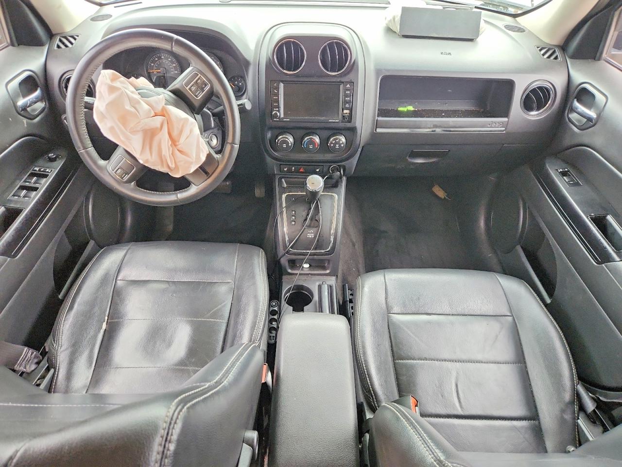 2015 JEEP PATRIOT LATITUDE photo 8