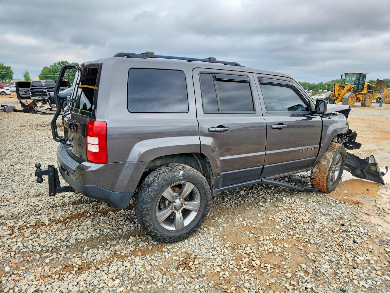 2015 JEEP PATRIOT LATITUDE photo 3