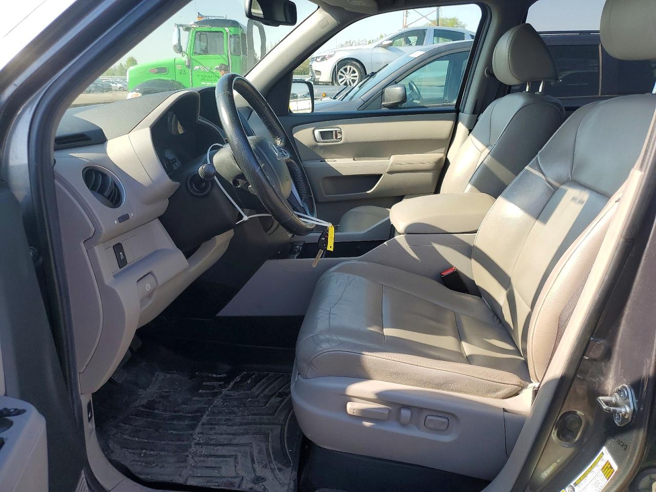 2013 HONDA PILOT EXLN photo 19