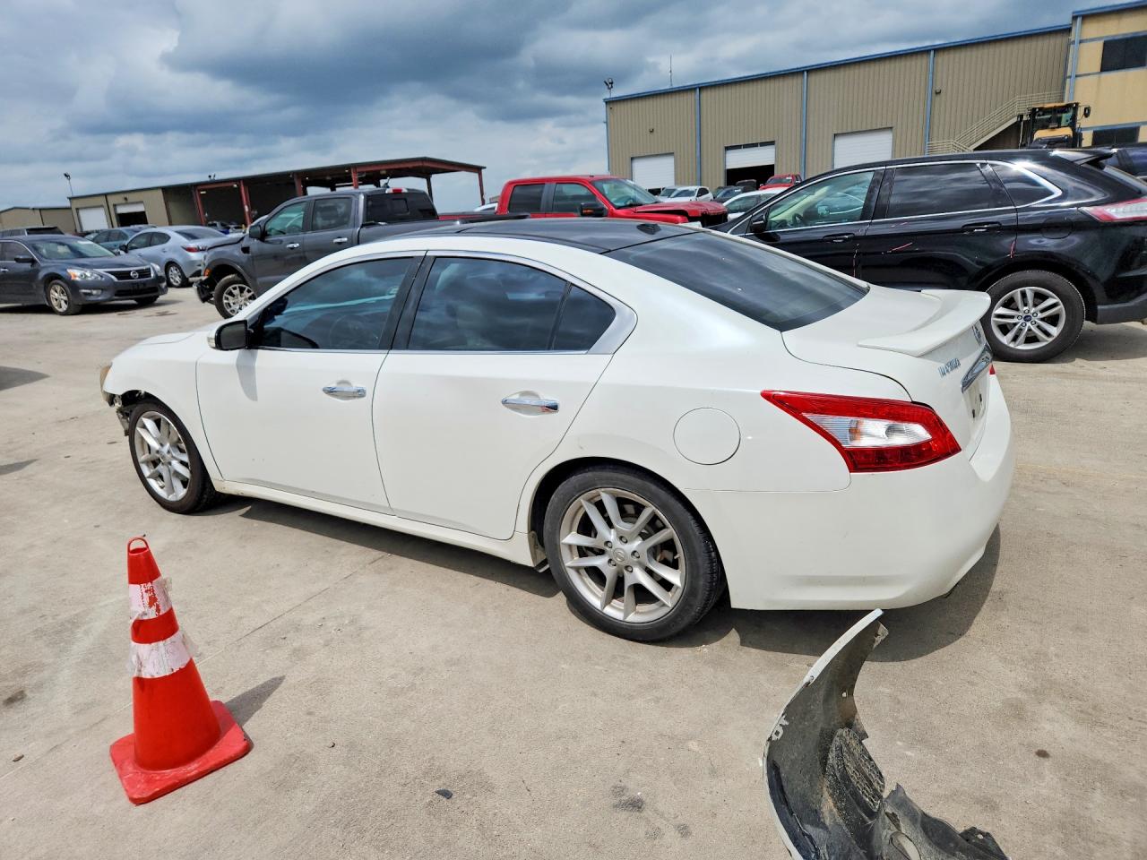 2009 NISSAN MAXIMA 3.5 S photo 3