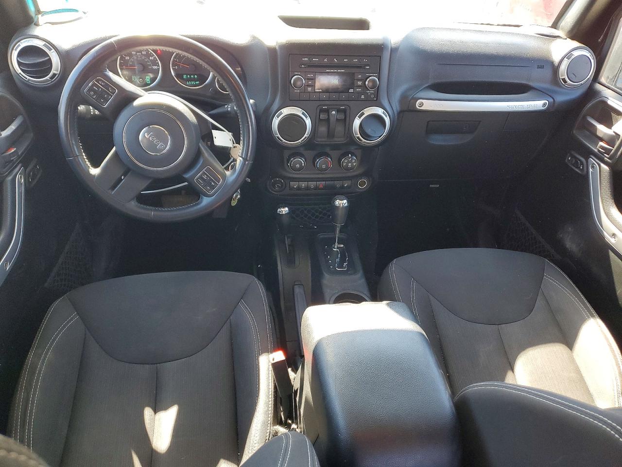 2018 JEEP WRANGLER SAHARA photo 15