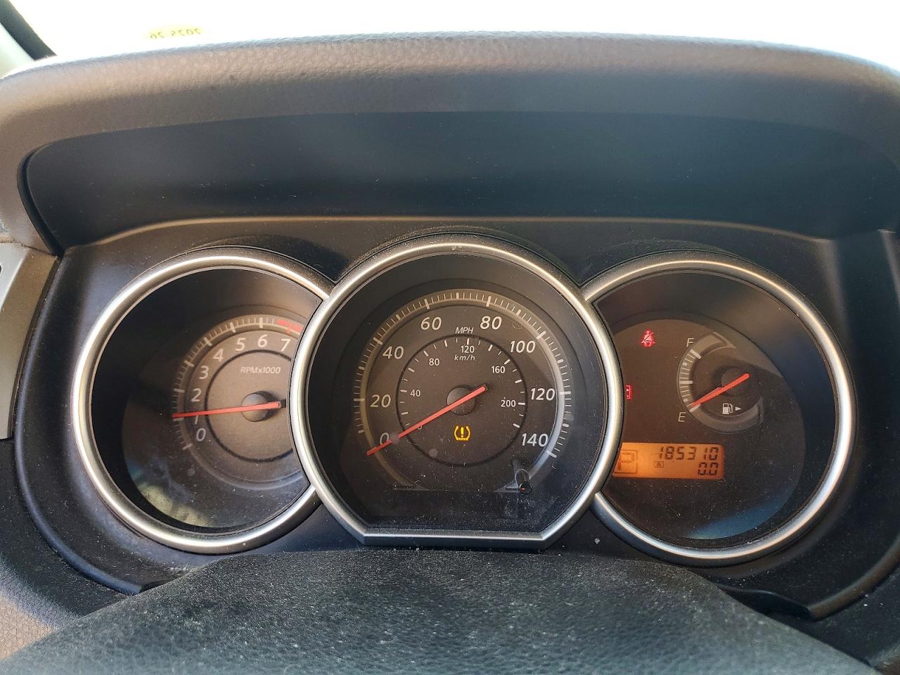2011 NISSAN VERSA 1.8 S photo 9