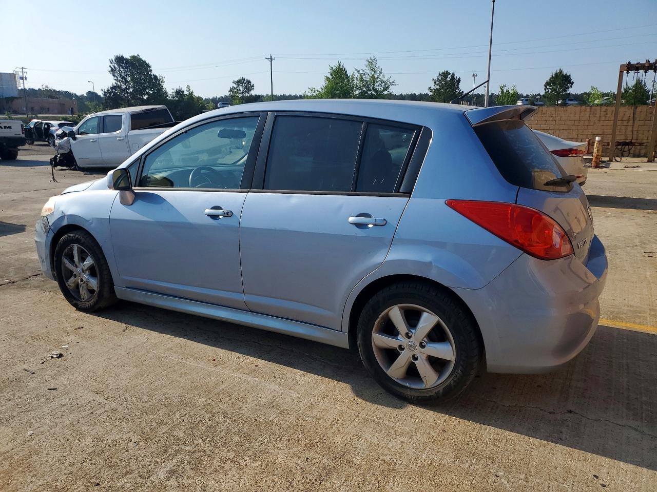 2011 NISSAN VERSA 1.8 S photo 2