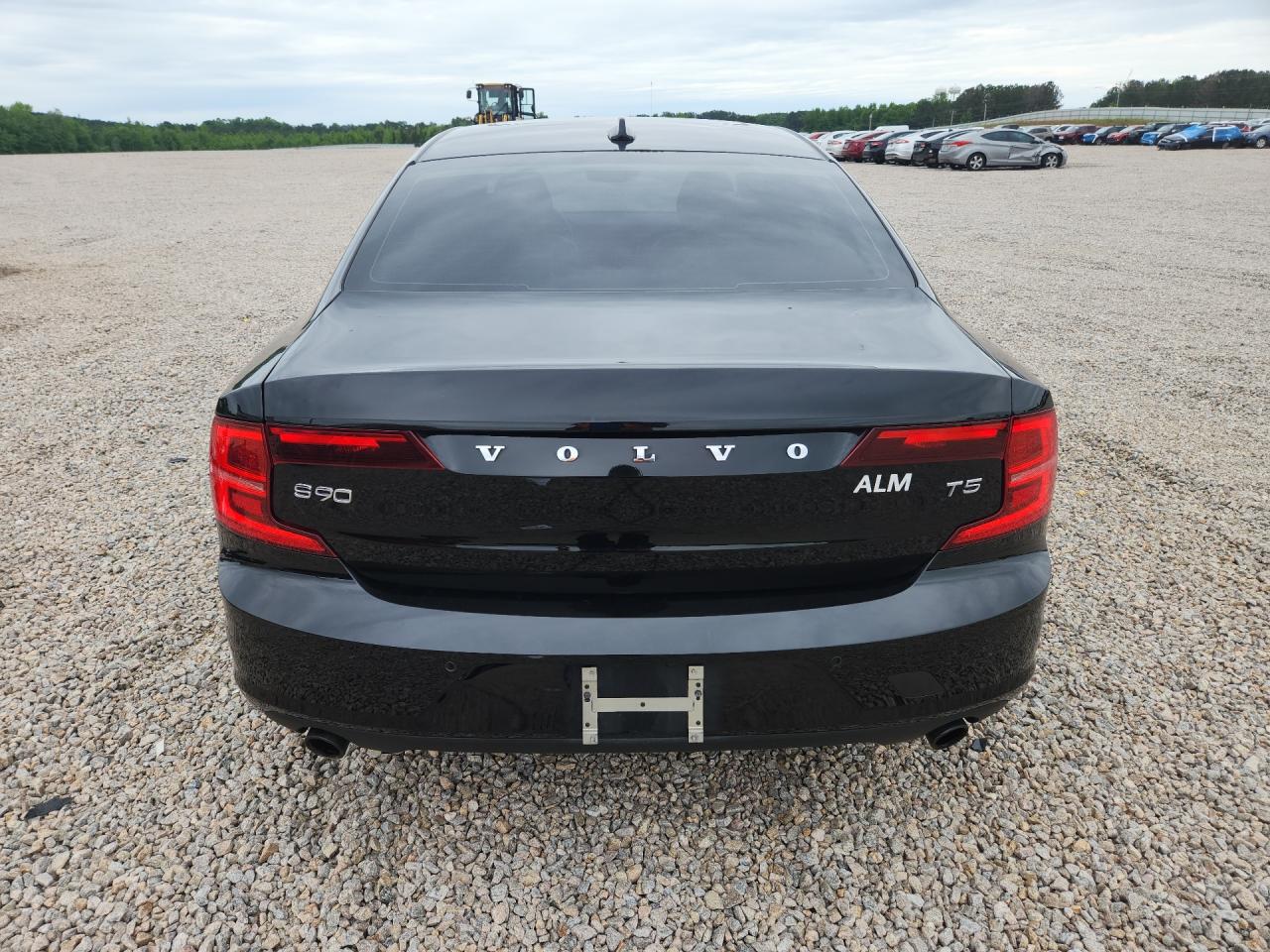 2018 VOLVO S90 T5 MOMENTUM photo 11