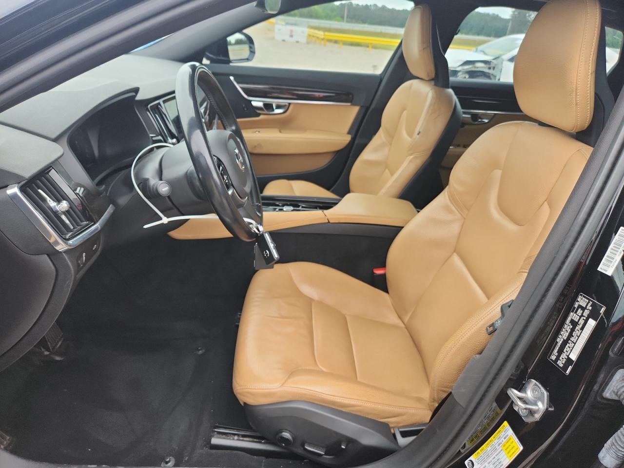 2018 VOLVO S90 T5 MOMENTUM photo 13