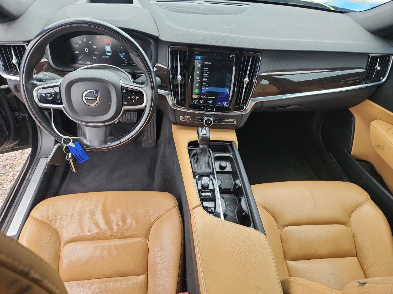 2018 VOLVO S90 T5 MOMENTUM photo 15
