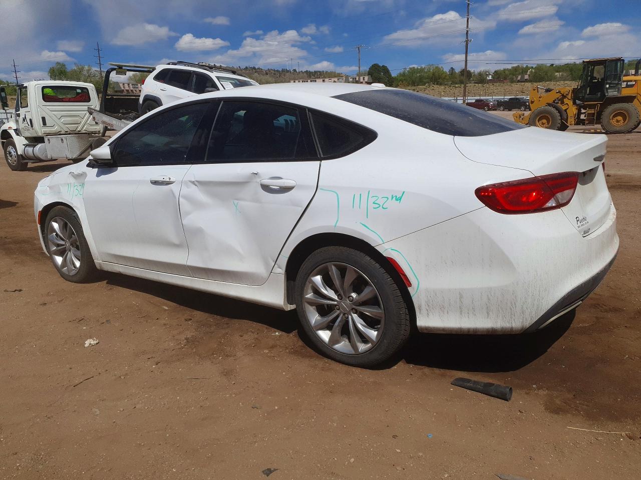 2015 CHRYSLER 200 S photo 3