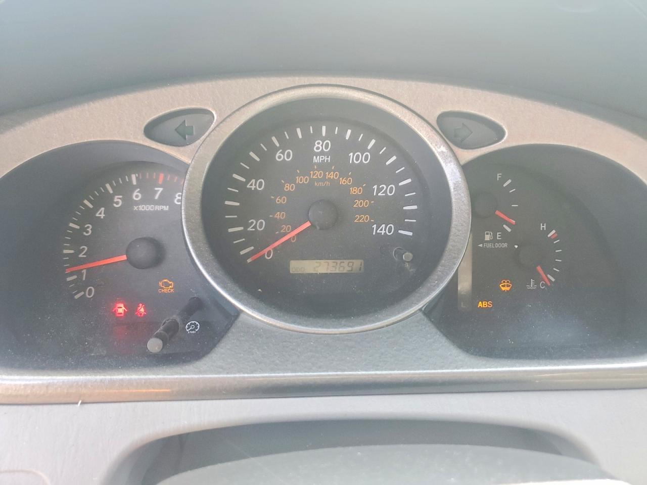 2003 TOYOTA HIGHLANDER LIMITED photo 25