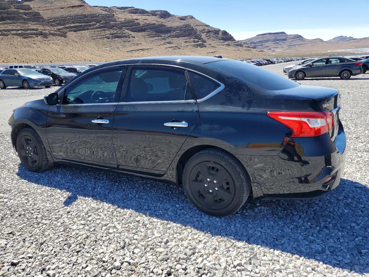 2017 NISSAN SENTRA SV photo 4