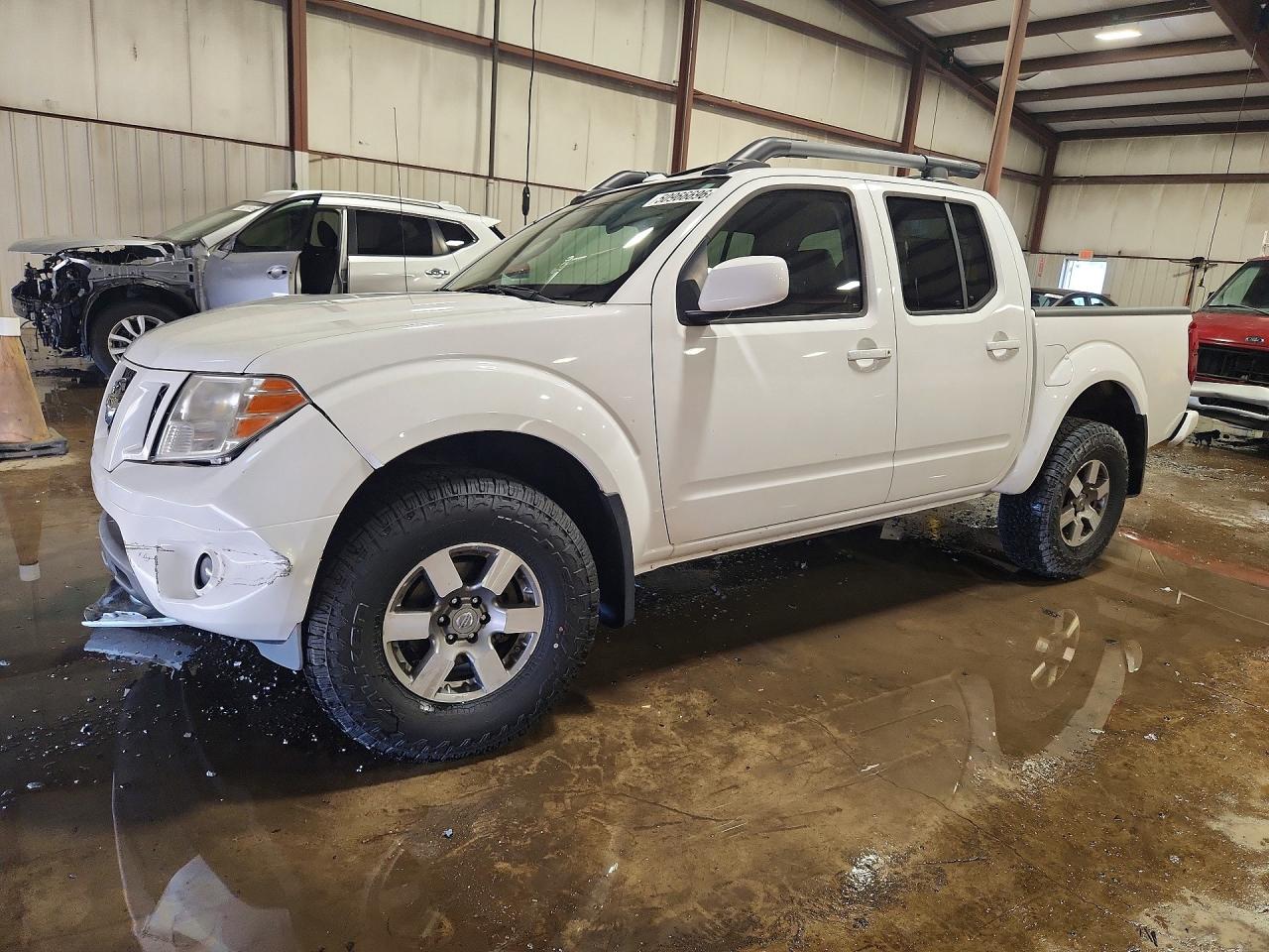 2010 NISSAN FRONTIER