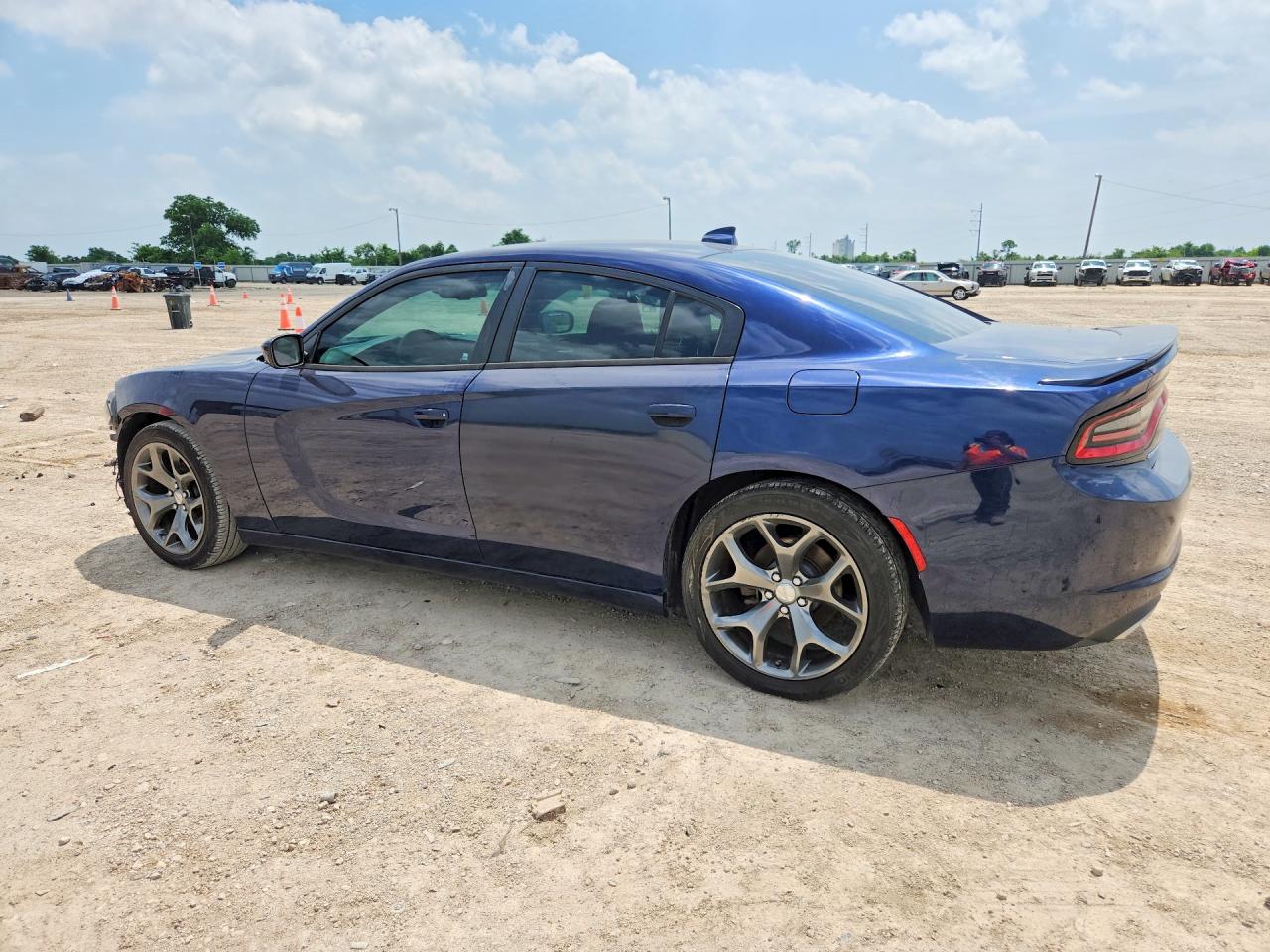 2015 DODGE CHARGER photo 2
