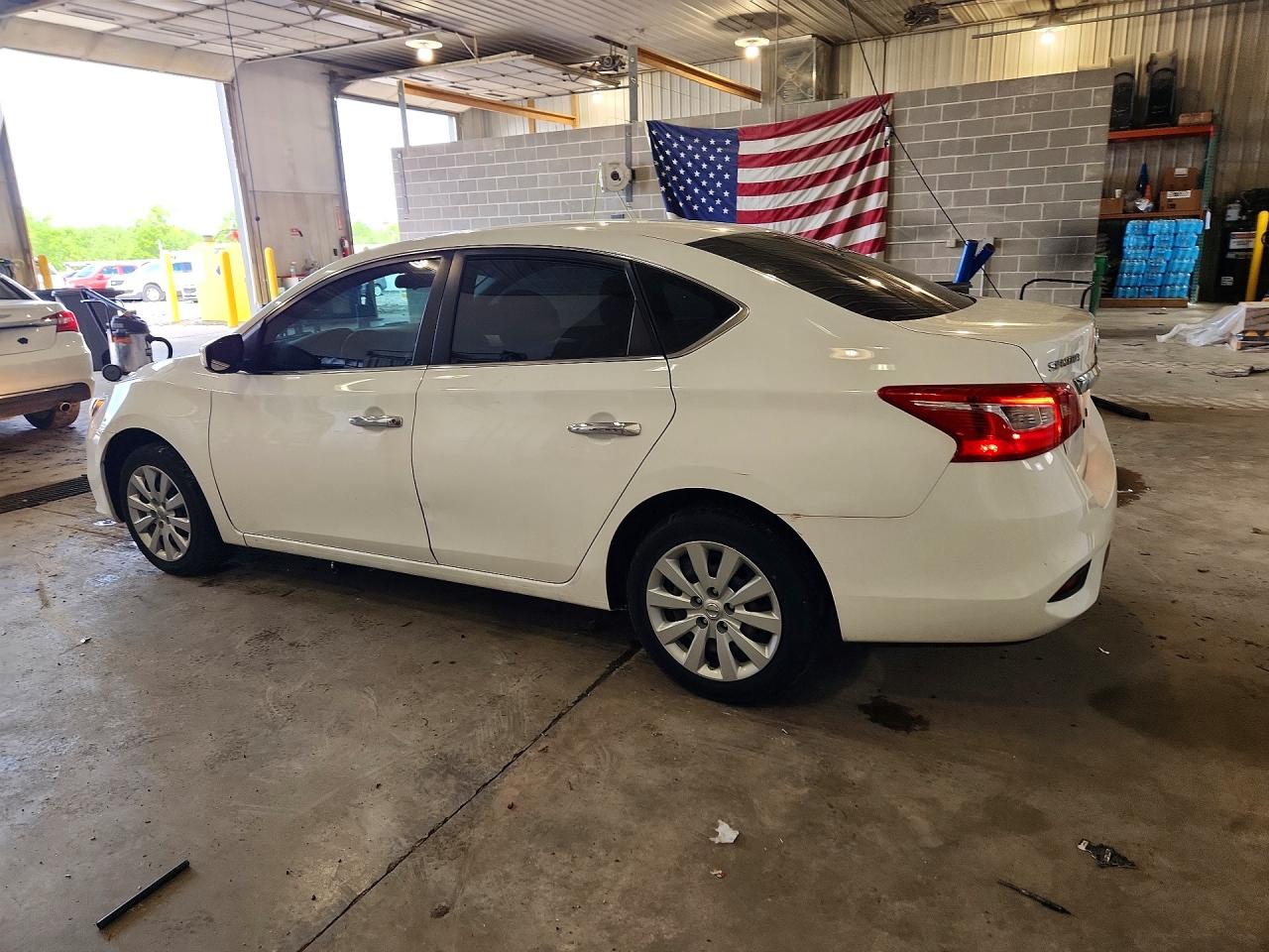 2017 NISSAN SENTRA S photo 4