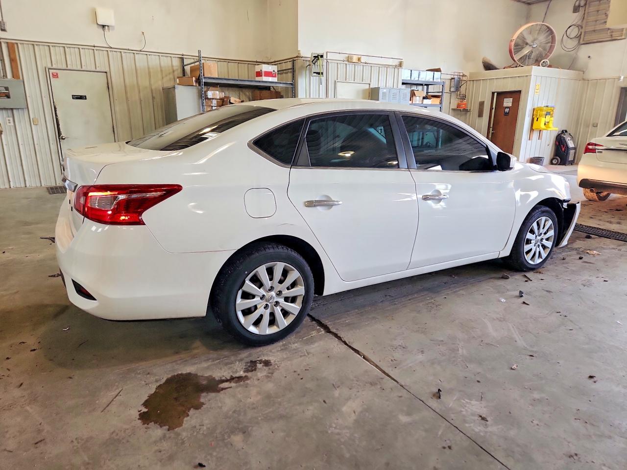 2017 NISSAN SENTRA S photo 7