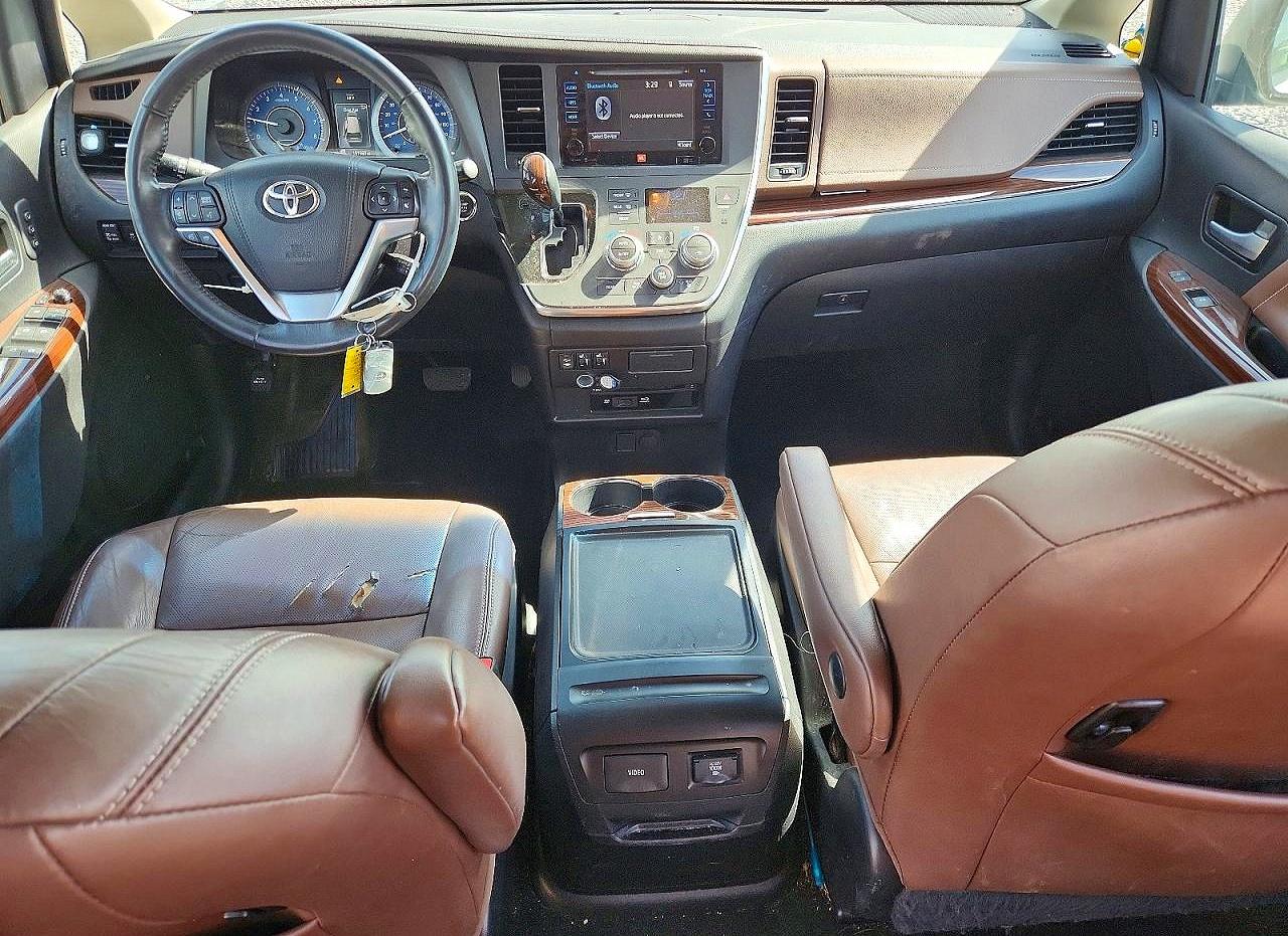 2015 TOYOTA SIENNA LIMITED PREMIUM 7-PASSENGER photo 15