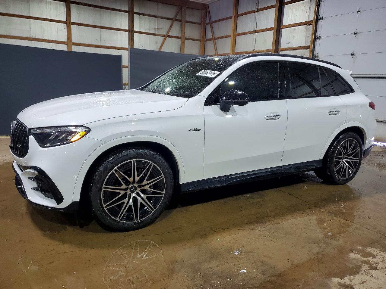 2025 MERCEDES-BENZ GLC