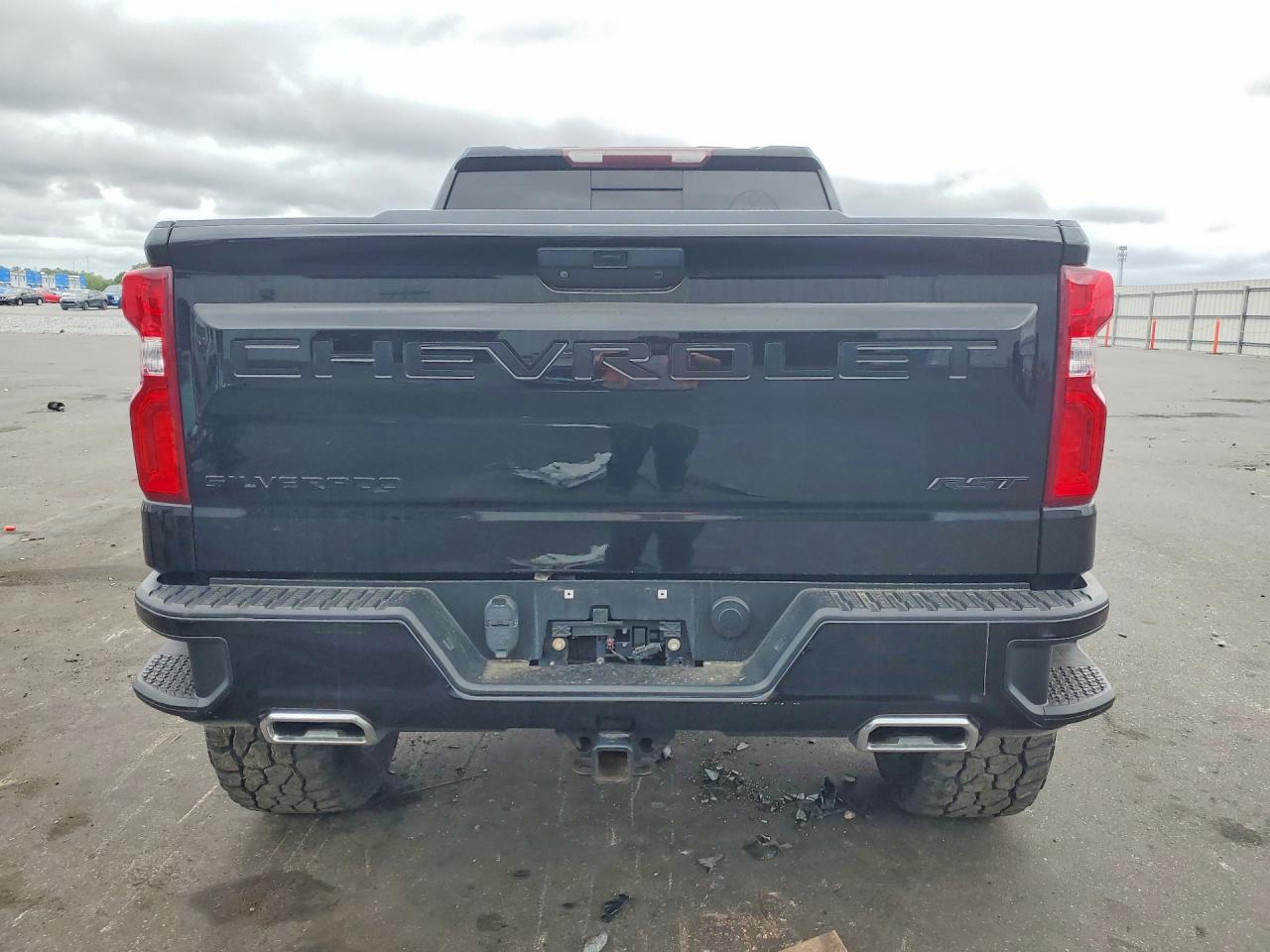 2021 CHEVROLET SILVERADO K1500 RST photo 6