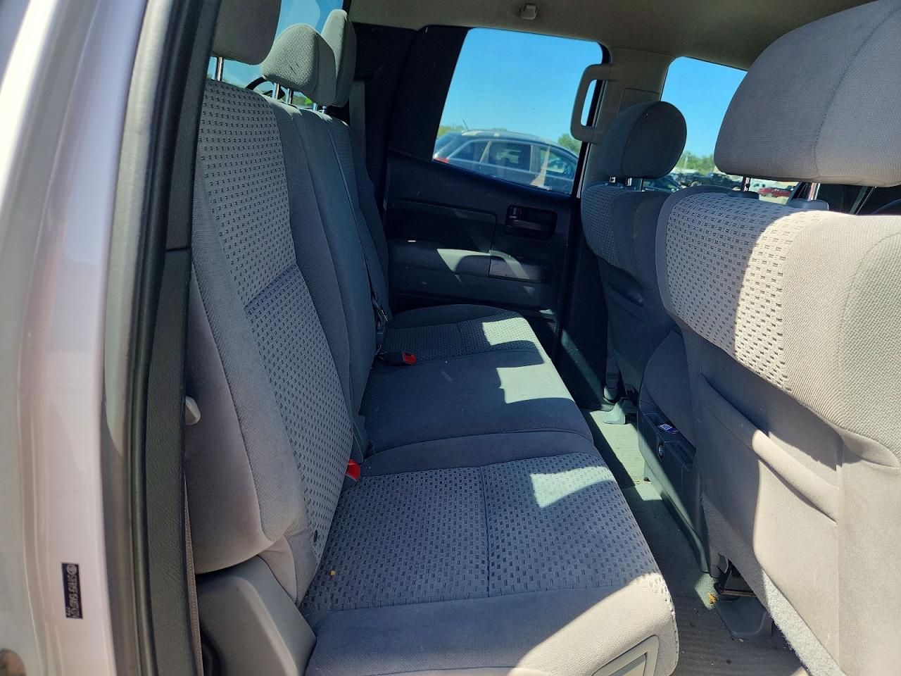 2010 TOYOTA TUNDRA DOUBLE CAB SR5 photo 10