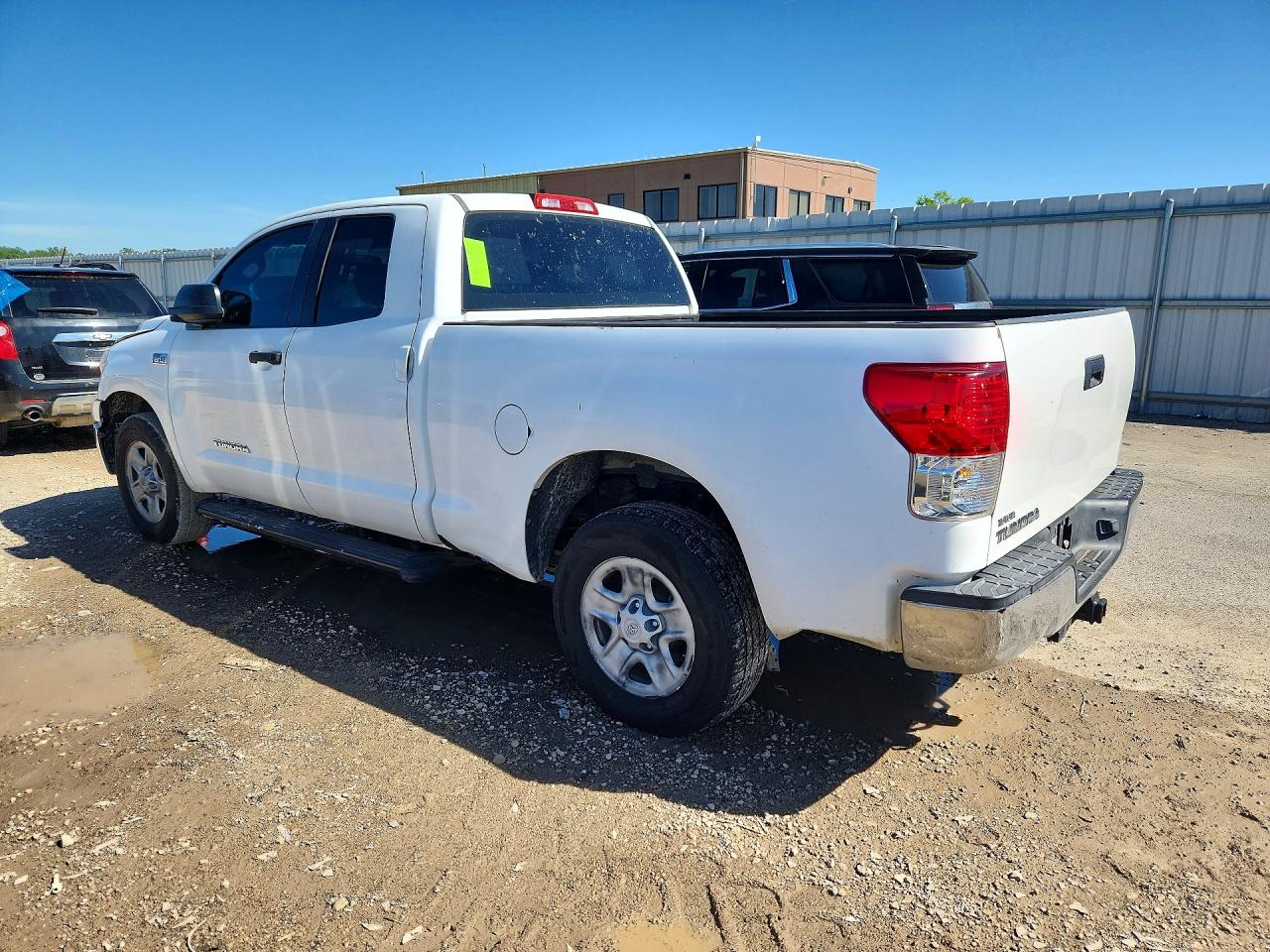 2010 TOYOTA TUNDRA DOUBLE CAB SR5 photo 2