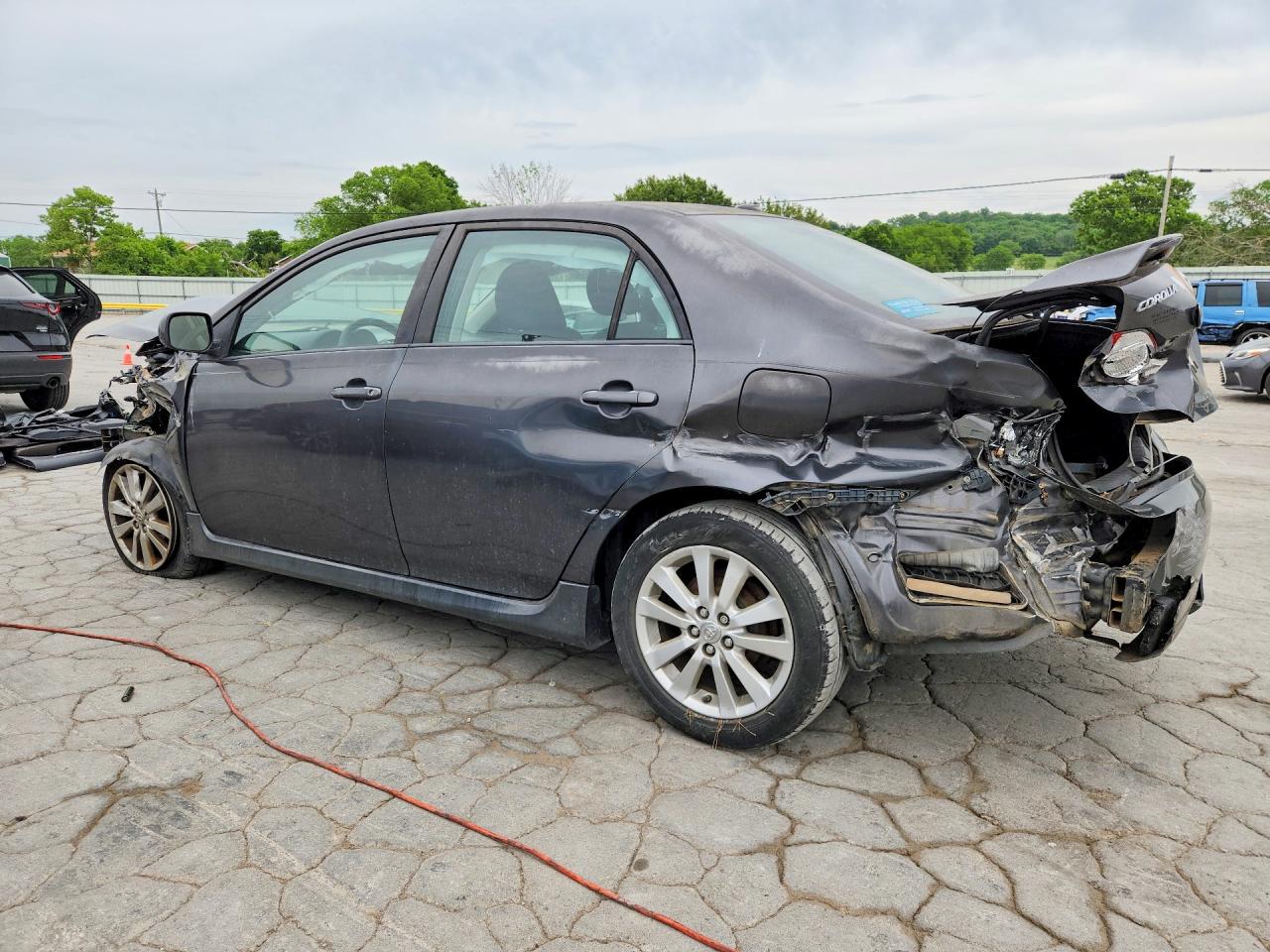 2009 TOYOTA COROLLA S photo 4