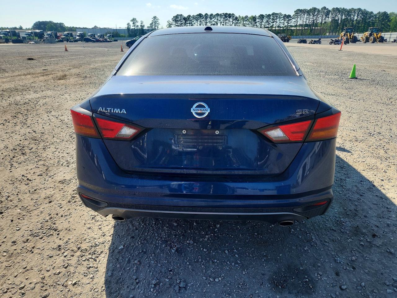 2019 NISSAN ALTIMA SR photo 6