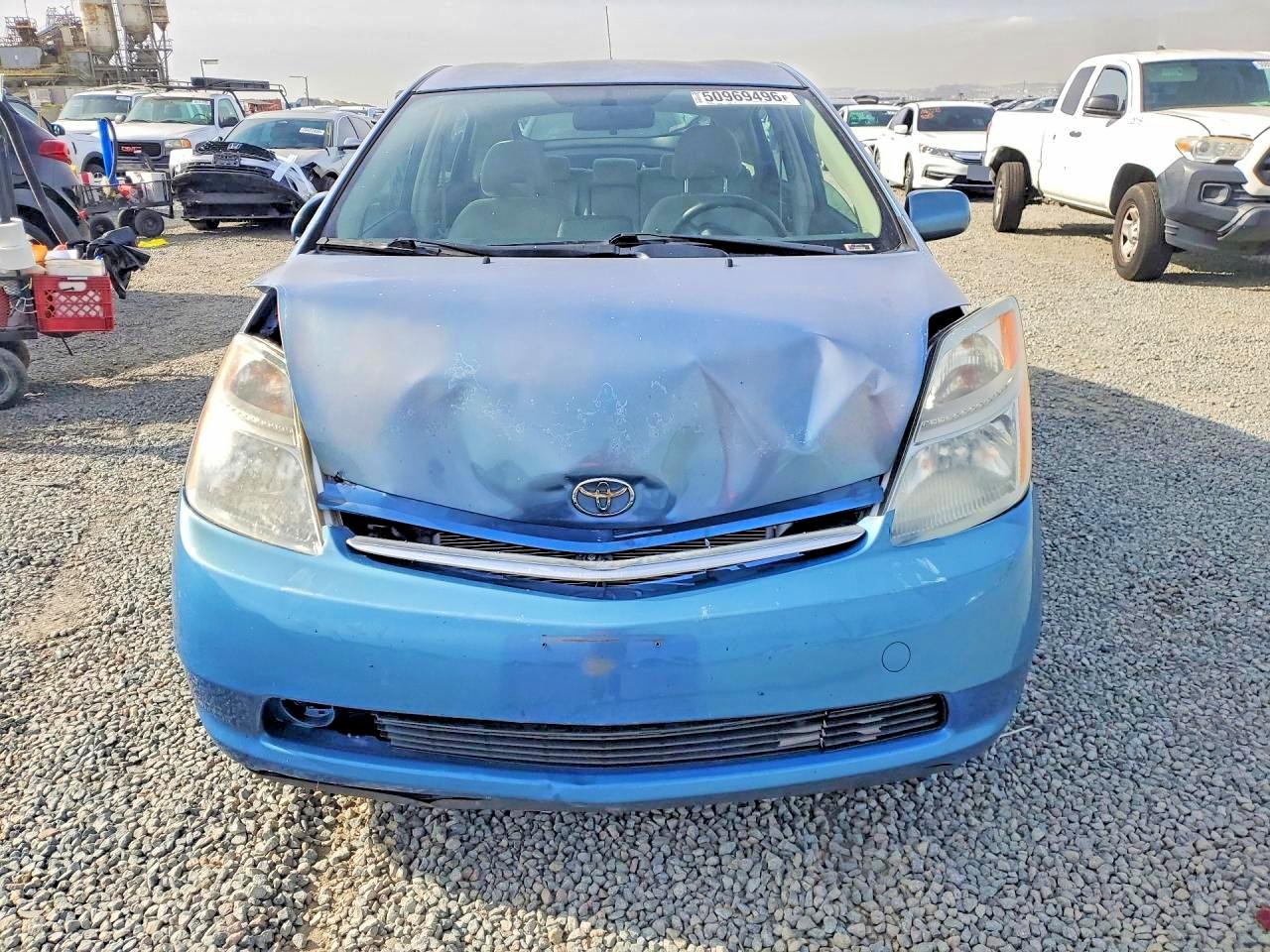 2009 TOYOTA PRIUS BASE photo 9