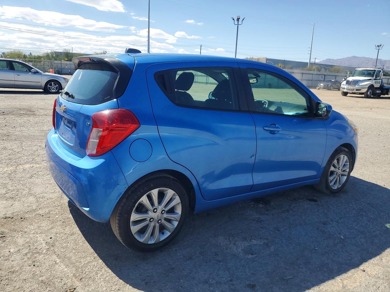 2016 CHEVROLET SPARK 1LT photo 5