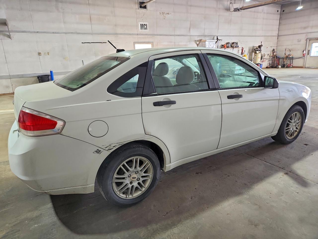 2009 FORD FOCUS SE photo 7