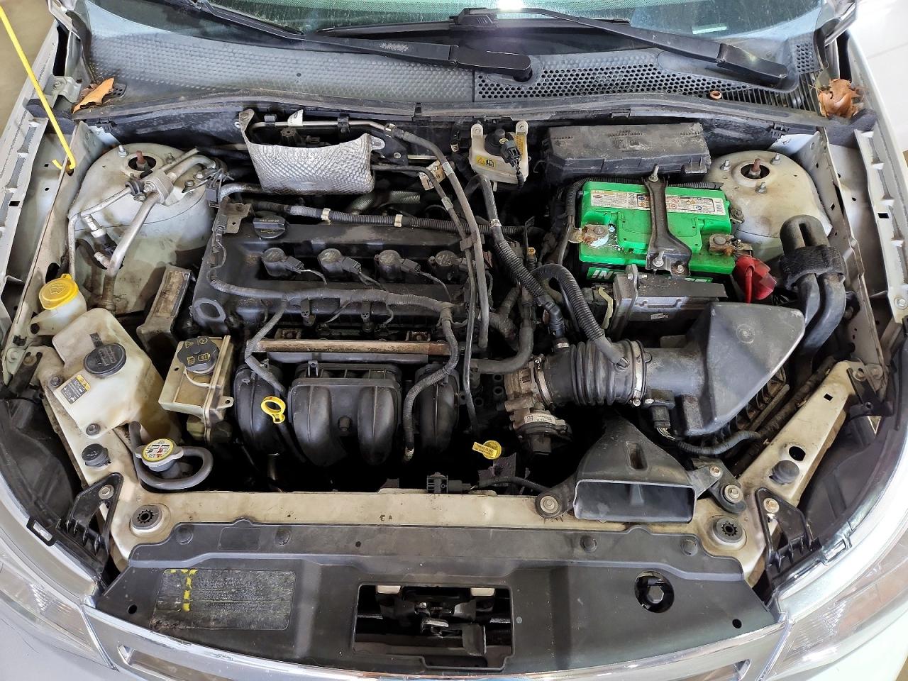 2009 FORD FOCUS SE photo 31