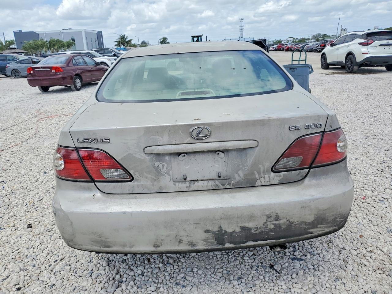 2002 LEXUS ES 300 photo 6