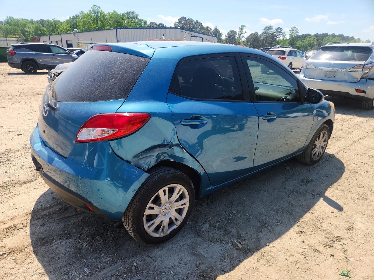 2012 MAZDA MAZDA2 photo 5