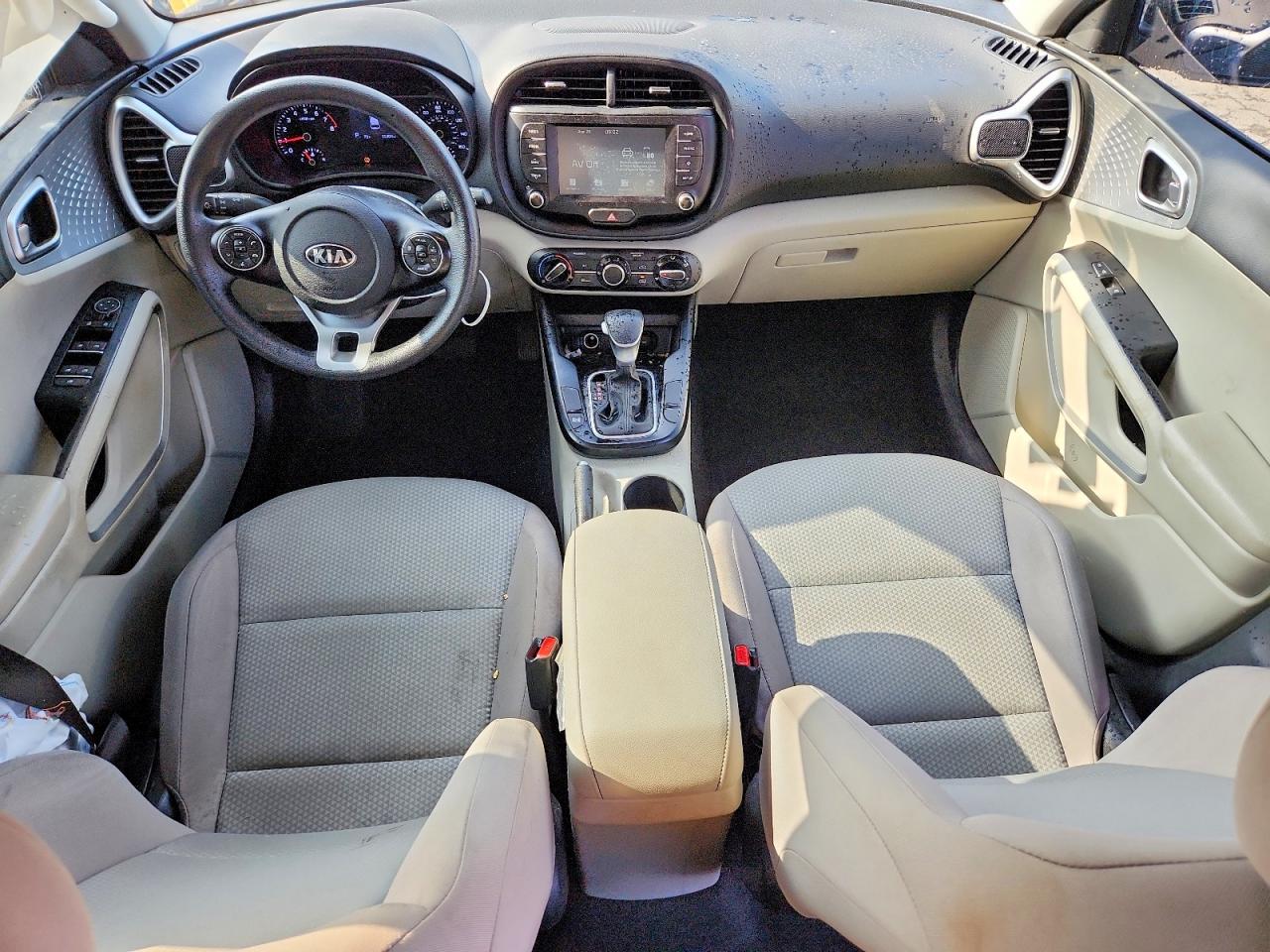 2020 KIA SOUL LX photo 15