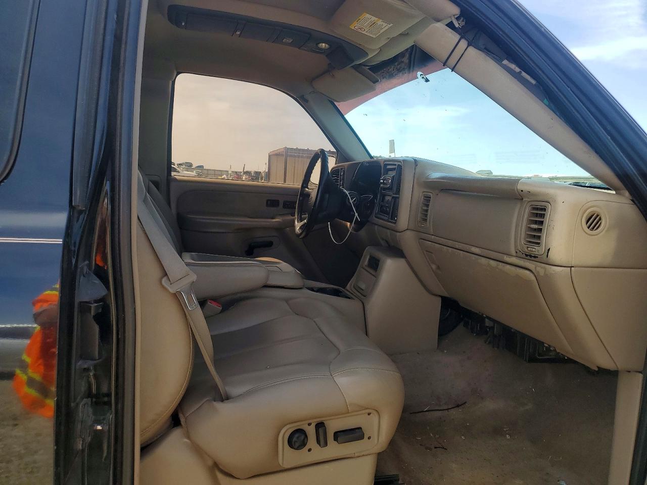 2002 CHEVROLET SILVERADO K1500 photo 28