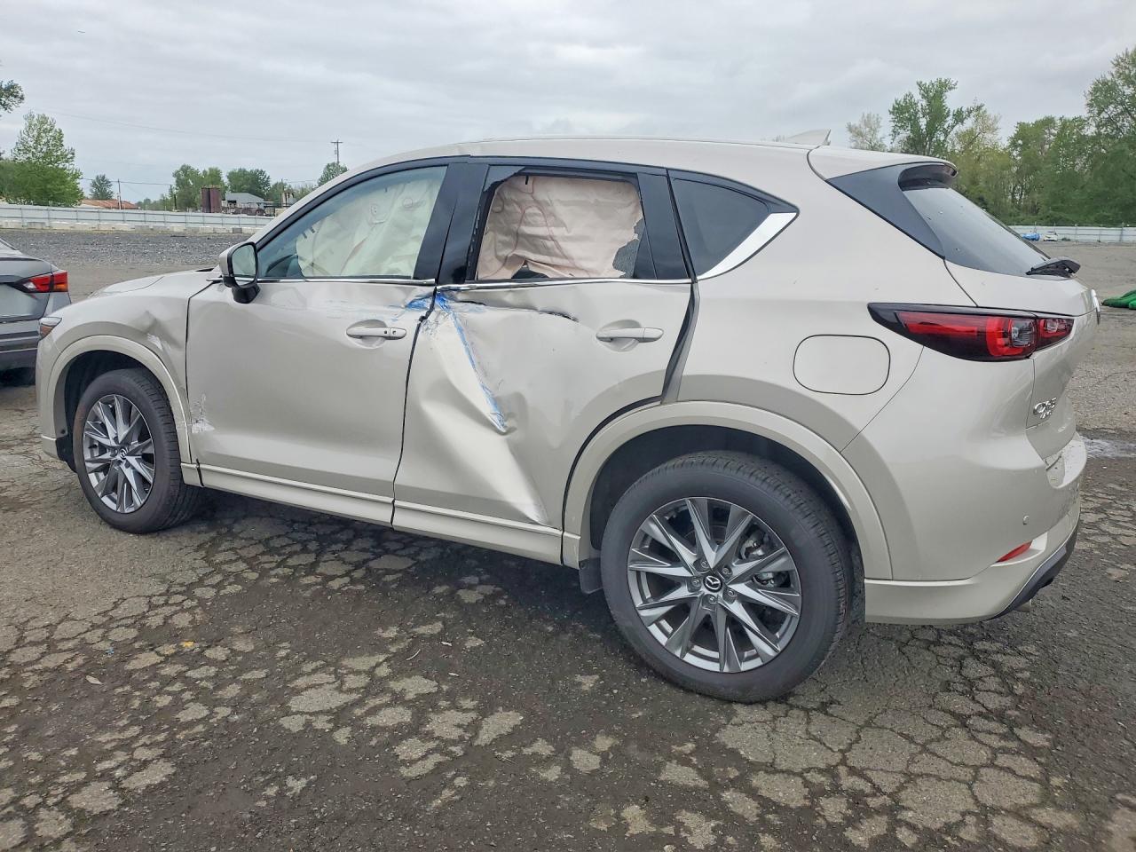 2025 MAZDA CX-5 PREMIUM PLUS photo 3