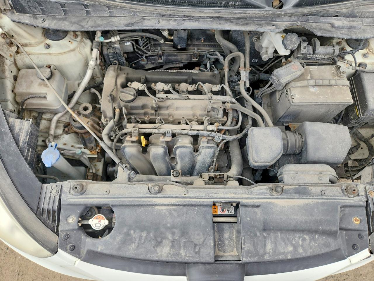2013 HYUNDAI TUCSON GL photo 21