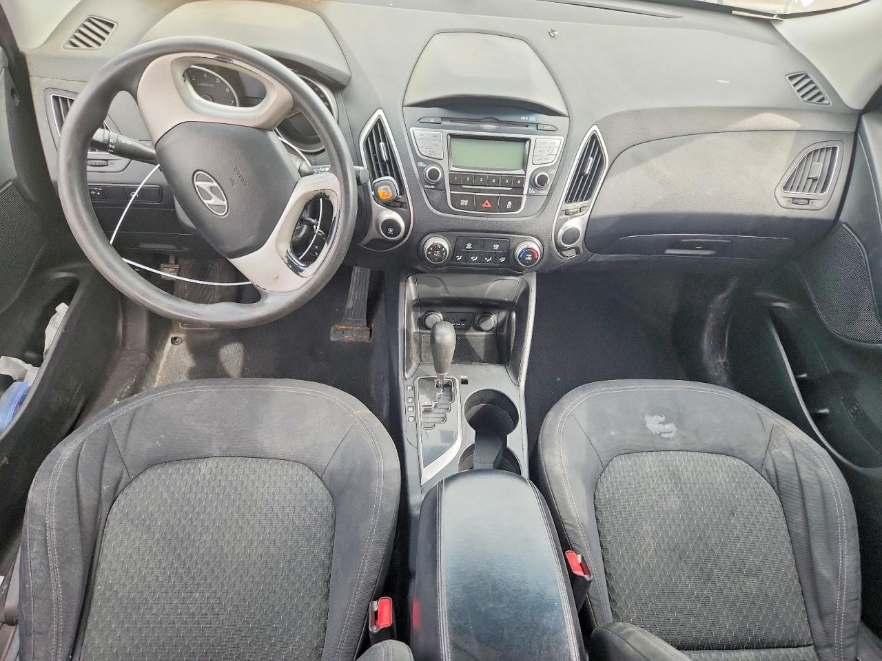 2013 HYUNDAI TUCSON GL photo 15