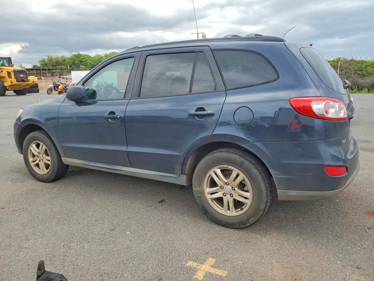 2011 HYUNDAI SANTA FE GLS photo 2