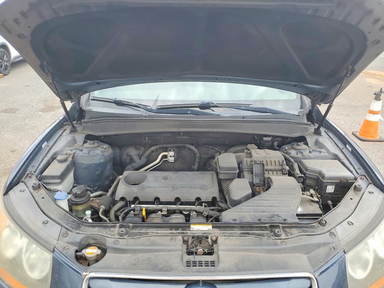 2011 HYUNDAI SANTA FE GLS photo 12