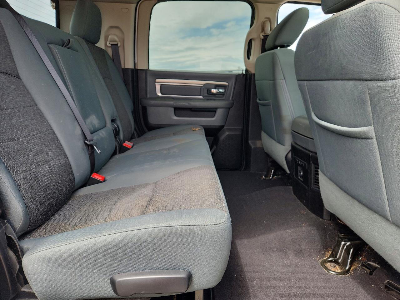 2017 RAM 2500 SLT photo 19