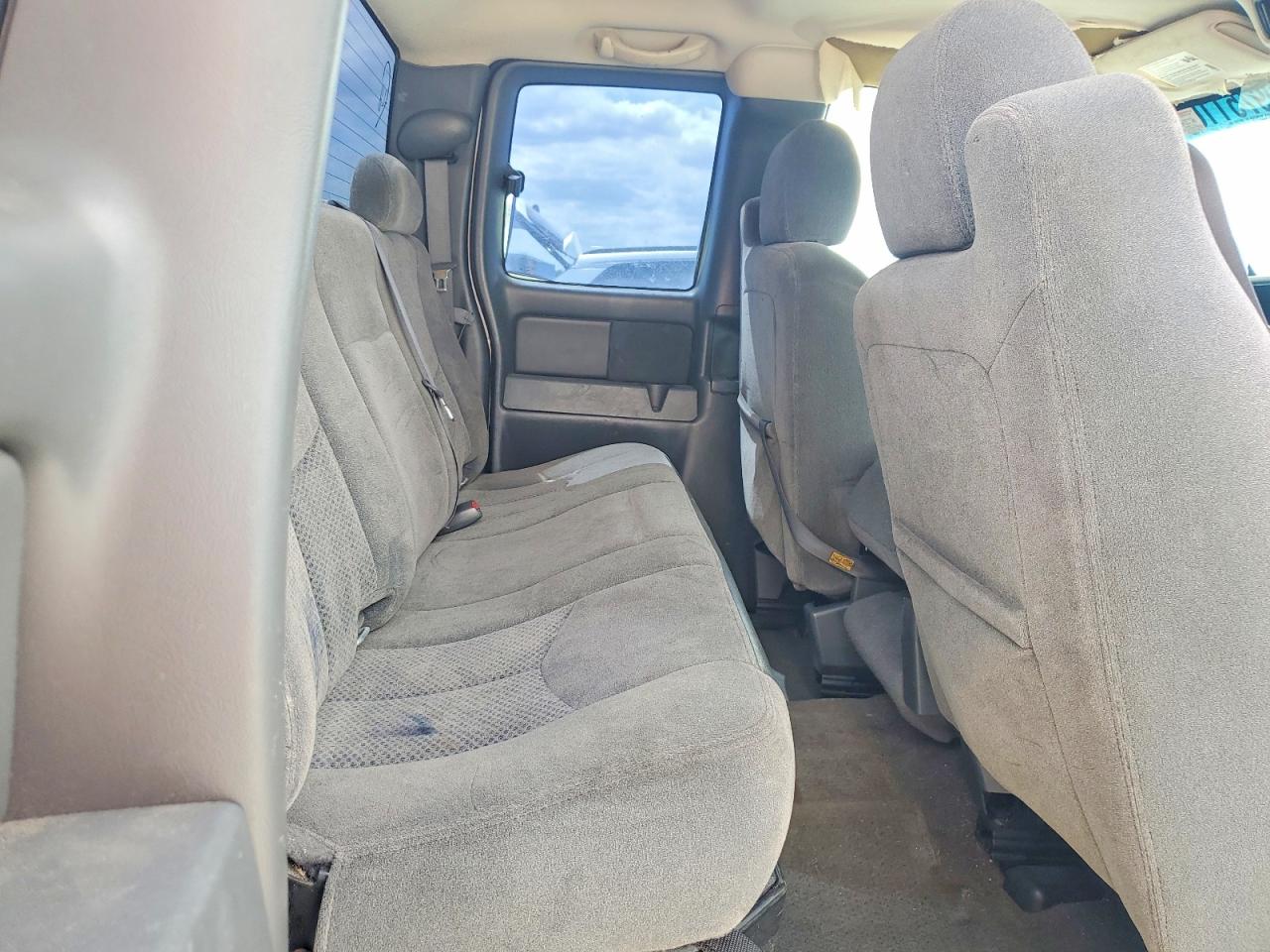 2006 CHEVROLET SILVERADO C1500 photo 19