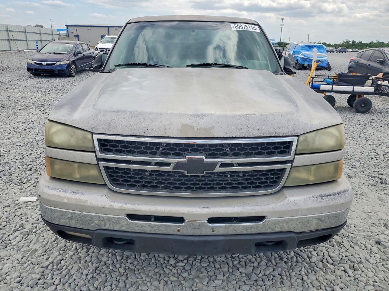 2006 CHEVROLET SILVERADO C1500 photo 9