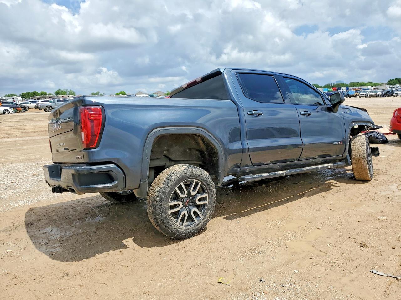 2021 GMC SIERRA K1500 AT4 photo 5
