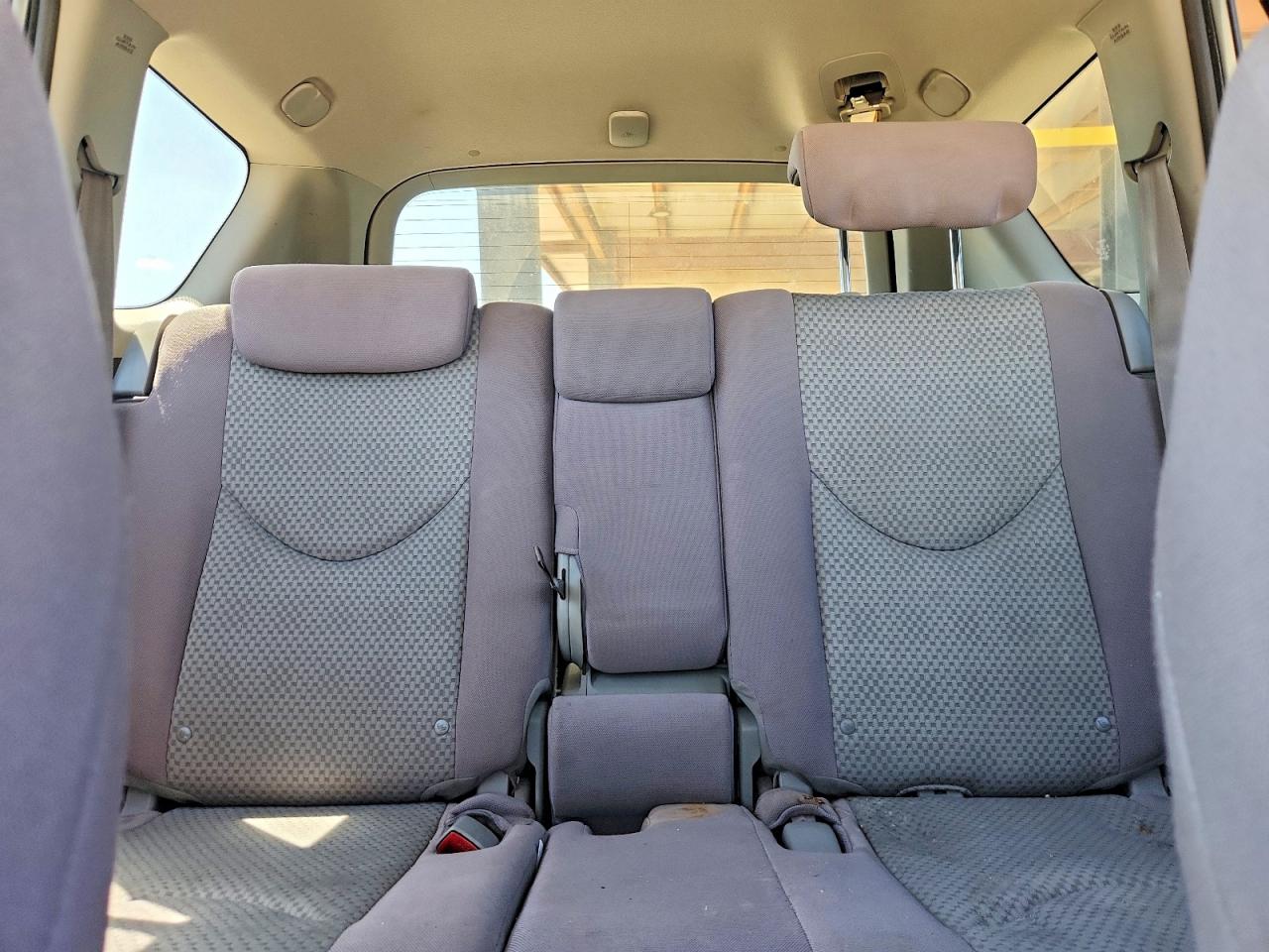 2007 TOYOTA RAV4 BASE photo 10