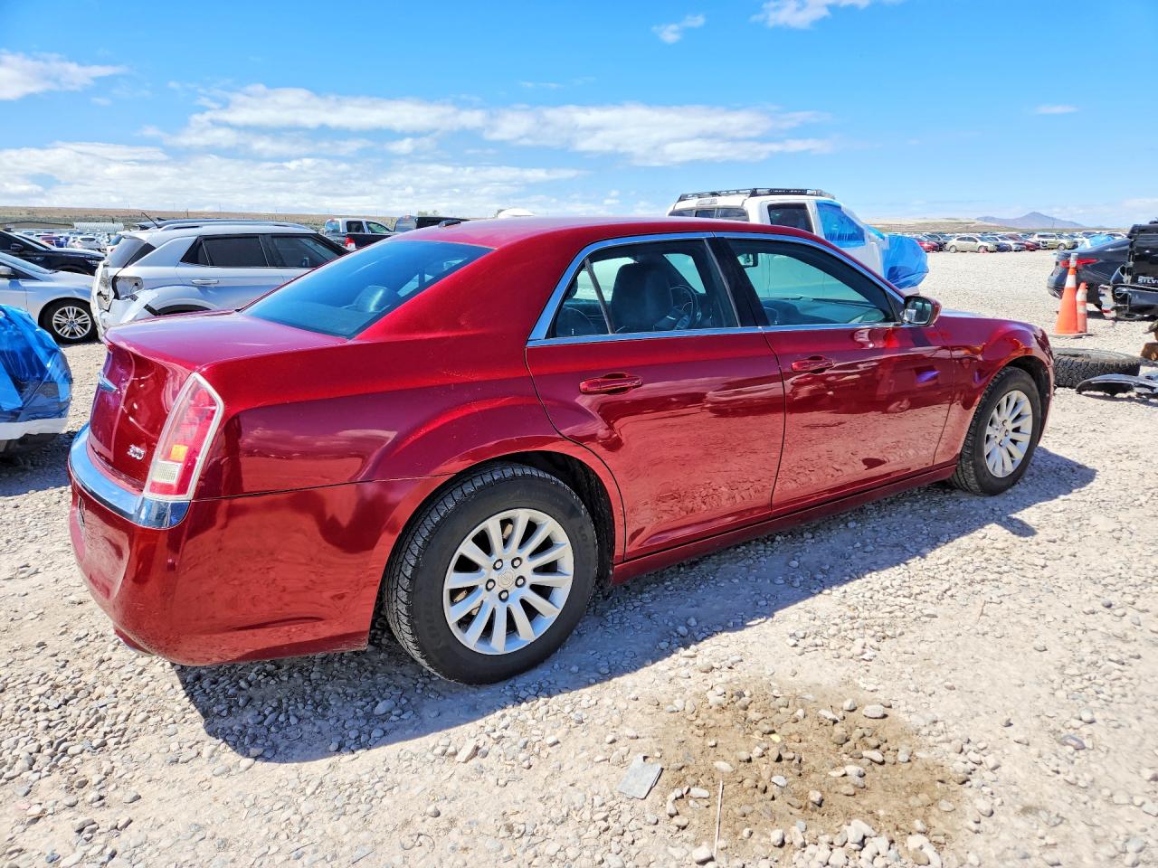 2014 CHRYSLER 300 photo 7