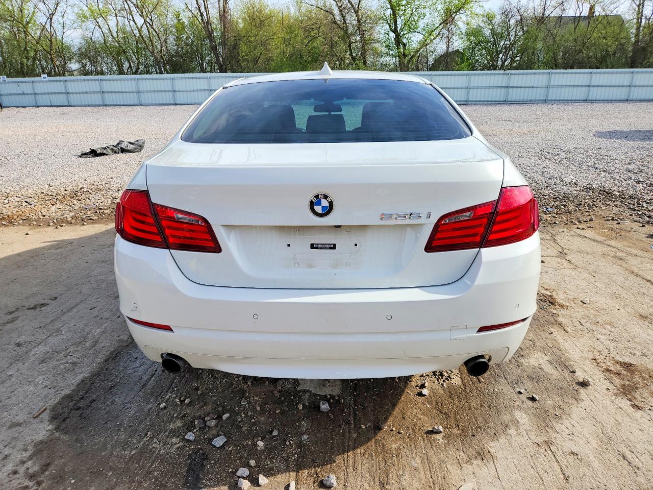 2011 BMW 535 XI photo 11