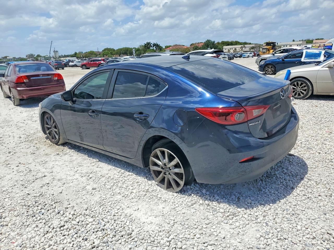 2018 MAZDA 3 GRAND TOURING photo 4