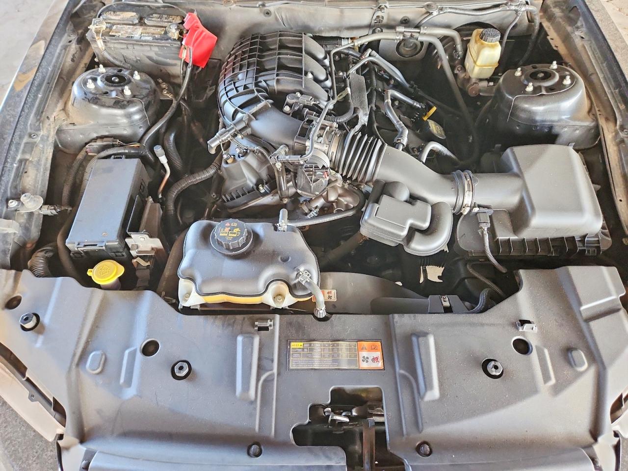 2014 FORD MUSTANG photo 11